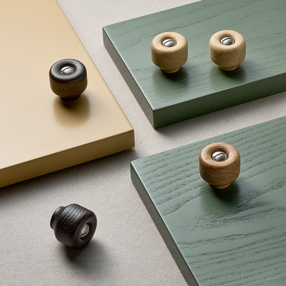 Knott Nola - 30mm - Mørkbeiset Eik