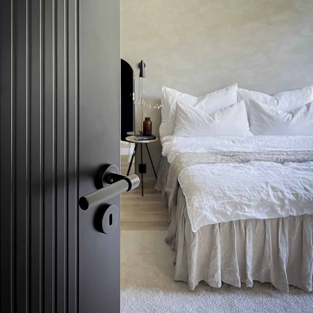 Dørhåndtak Helix 200 Stripe - Sort