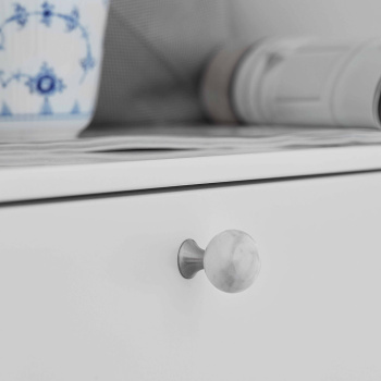 Knott Bead Straight - Carrara Marmor