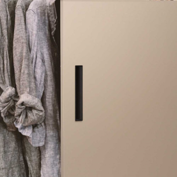 Håndtak Cubic - 160mm - Matt Sort