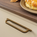 Håndtak Omega - 160mm - Antikk Messing