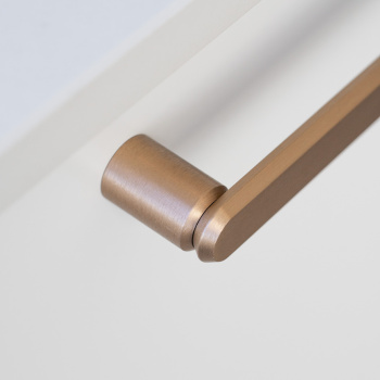 Håndtak Fase cc160mm - Mørk Børstet Messing