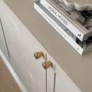 Knott Esther - Poleret Messing