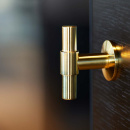 Knott T Uniform - Messing