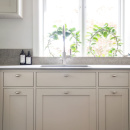 Knott T Oliver - Forniklet