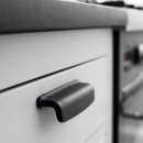 Håndtak Art - 96mm - Støpejern Sort