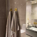 Håndklekrok Base 220 1-Knagg - Polert Messing