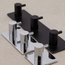 Håndklekrok Base 220 3-Knagg - Krom