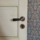 Dørhåndtak Balder - Krom/Sort Tre