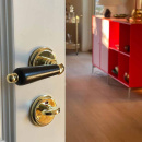 Dørhåndtak Balder - Messing/Sort Tre