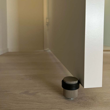 Dørstopper Helix Stripe - Rustfritt Stål Finish