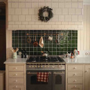 Kjøkkenstang Aveny - 600mm - Komplett - Polert Ubehandlet Messing