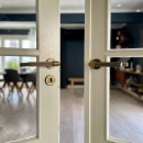 Dørhåndtak Helix 200 Stripe - Antikk Bronse