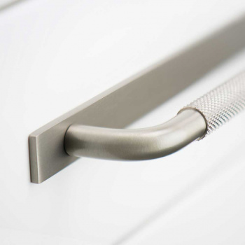Håndtak Helix/Bakplate - Rustfritt Stål Finish