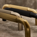 Håndtak Helix Stripe - Antikk Bronse