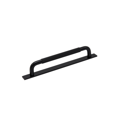 Håndtak Helix Stripe/Bakplate - Matt Sort i gruppen Håndtak / Farge/Materiale / Sort hos Beslag Online (htg-stripe-bricka-svart)